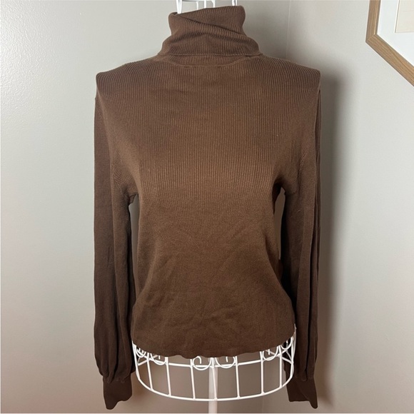 Spell & The Gypsy Highland Classic Skivvy Chocolate Turtleneck Sweater - Picture 2 of 9